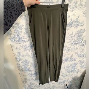 Athleta Brooklyn Ankle Pant 8 Tall Army Green